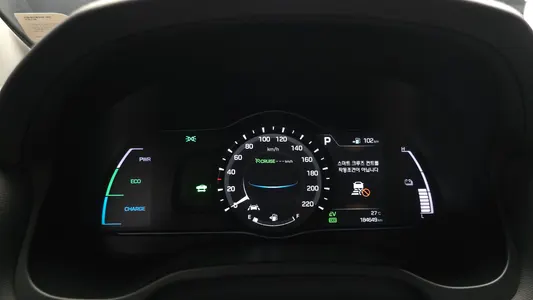 Hyundai 아이오닉 하이브리드 Q 2016 8