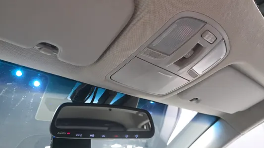 Hyundai 아이오닉 하이브리드 Q 2016 18