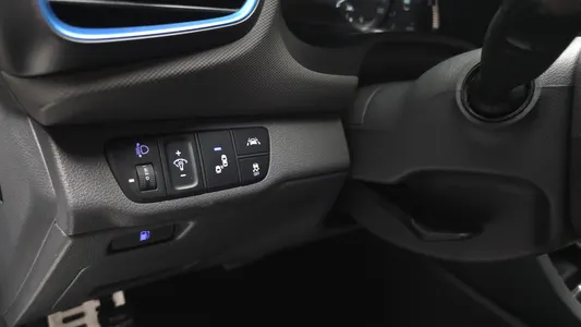Hyundai 아이오닉 하이브리드 Q 2016 28