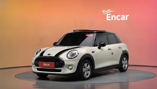 MINI D 5 HIGH 2017