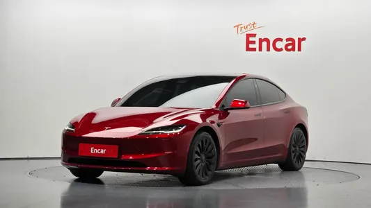 Tesla 3 AWD 2024