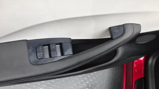 Tesla 3 AWD 2024 32