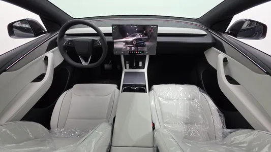 Tesla Y L AWD 2026 7