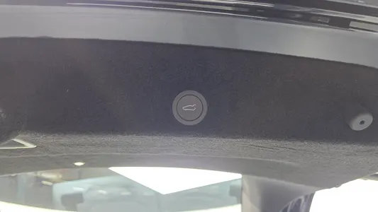 Tesla Y L AWD 2026 19