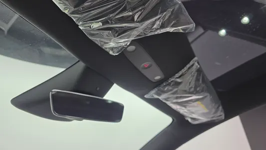Tesla Y L AWD 2026 28