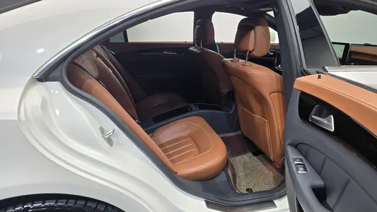 Mercedes-Benz CLS-Class W218 CLS250 d 4MATIC AMG Line 2017 11