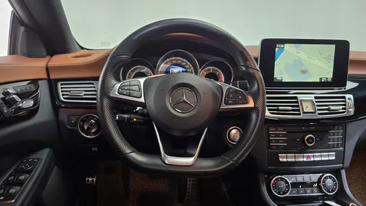 Mercedes-Benz CLS-Class W218 CLS250 d 4MATIC AMG Line 2017 13