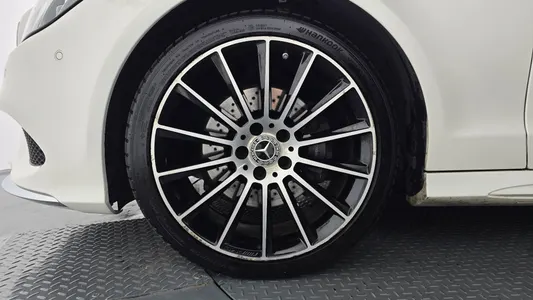Mercedes-Benz CLS-Class W218 CLS250 d 4MATIC AMG Line 2017 10