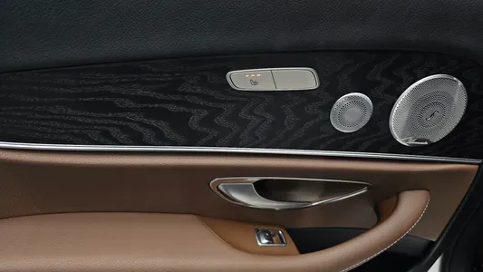 Mercedes-Benz E-Class W213 E300 4MATIC 2019 18