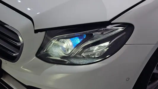 Mercedes-Benz E-Class W213 E300 4MATIC 2019 22