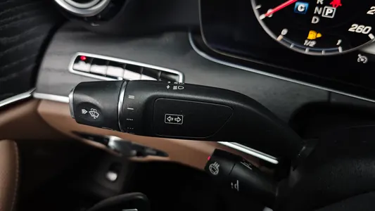 Mercedes-Benz E-Class W213 E300 4MATIC 2019 31