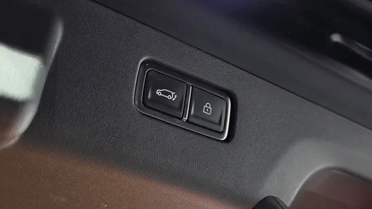 Kia EV9 4WD 2023 19