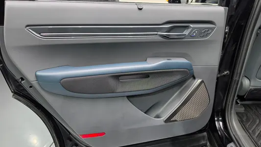 Kia EV9 4WD 2023 26