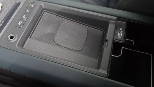 Kia EV9 4WD 2023 33
