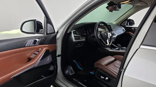BMW X7 (G07) xDrive 40i 7 2021 10
