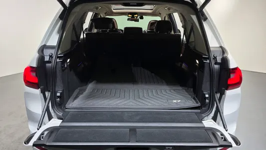 BMW X7 (G07) xDrive 40i 7 2021 19
