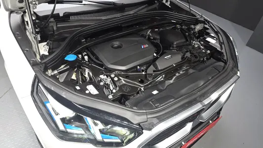 BMW X2 (U10) xDrive M35i 2025 6