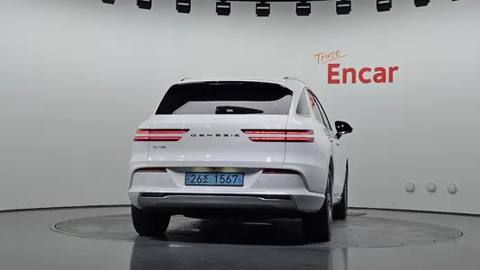 Genesis GV70 e-AWD 2022 4