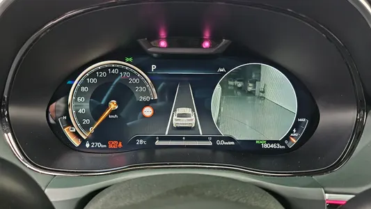Genesis GV70 e-AWD 2022 8
