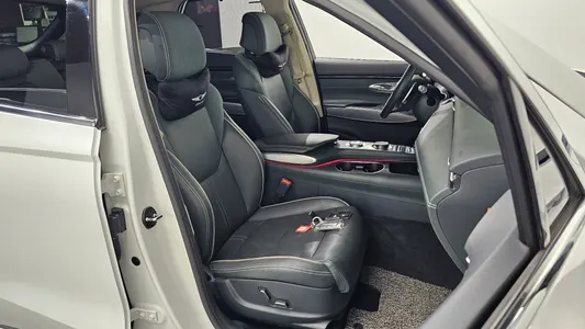 Genesis GV70 e-AWD 2022 26