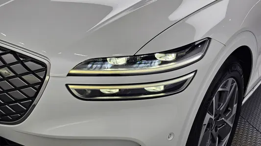 Genesis GV70 e-AWD 2022 22