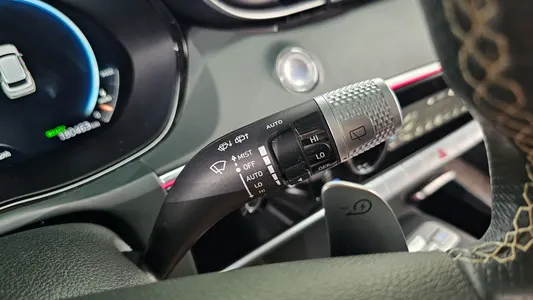 Genesis GV70 e-AWD 2022 27