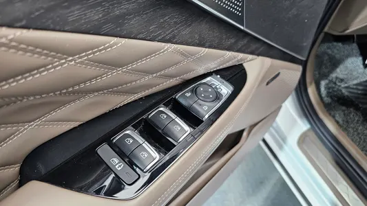 Kia K8 2023 27
