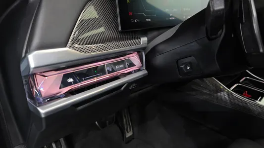BMW i7 (G70) M70 xDrive 2023 19