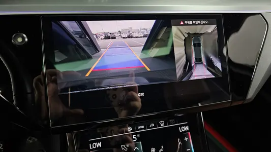 Audi e- 55 2021 15