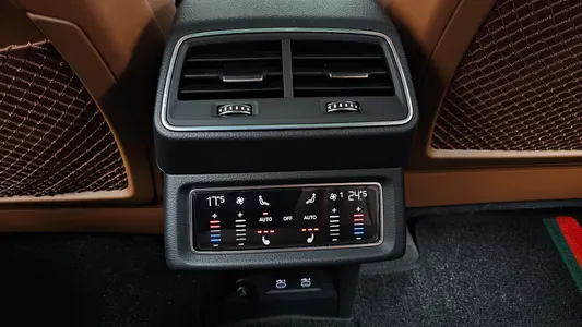 Audi e- 55 2021 18