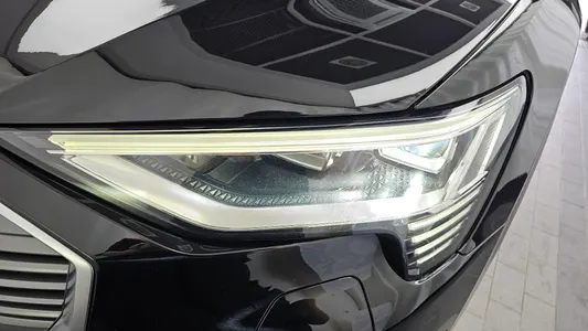Audi e- 55 2021 22