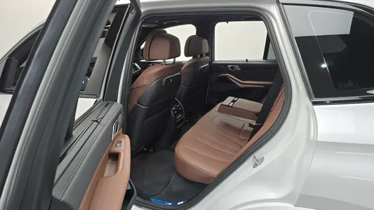 BMW X5 (G05) xDrive 40i M 2025 11