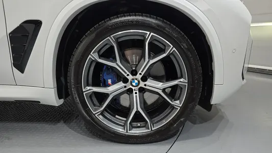 BMW X5 (G05) xDrive 40i M 2025 21