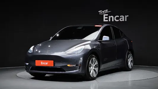Tesla Y AWD 2021