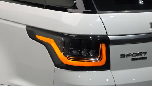 Land Rover 2 3.0 SDV6 HSE 2018 23