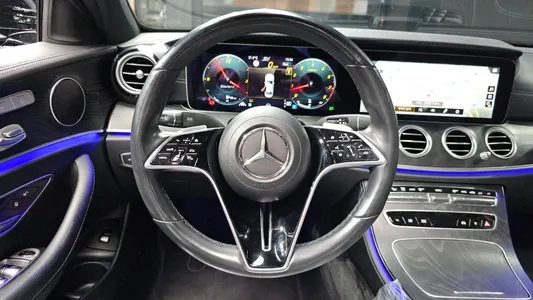Mercedes-Benz E-Class W213 E250 AMG Line 2022 12