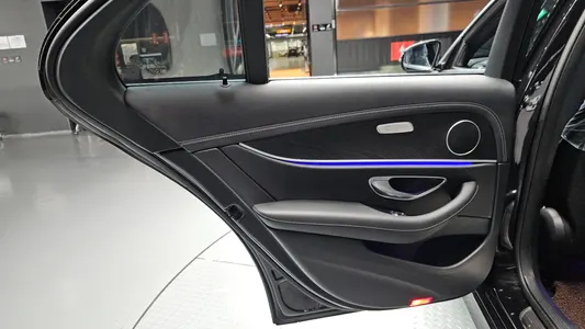 Mercedes-Benz E-Class W213 E250 AMG Line 2022 25