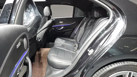 Mercedes-Benz E-Class W213 E250 AMG Line 2022 26