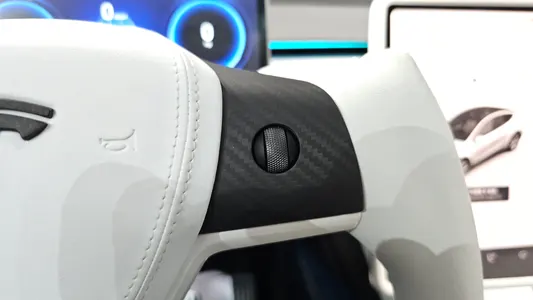 Tesla Y RWD 2024 30
