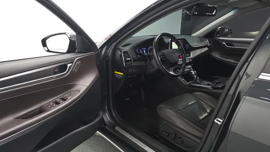 Hyundai IG 2018 10