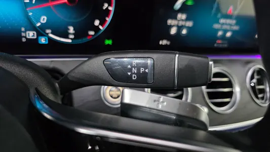 Mercedes-Benz E-Class W213 E250 2022 8