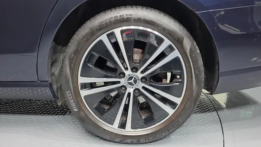 Mercedes-Benz E-Class W213 E250 2022 21