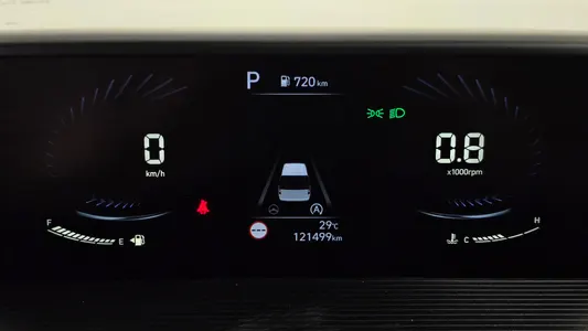Hyundai Staria 9 2022 8