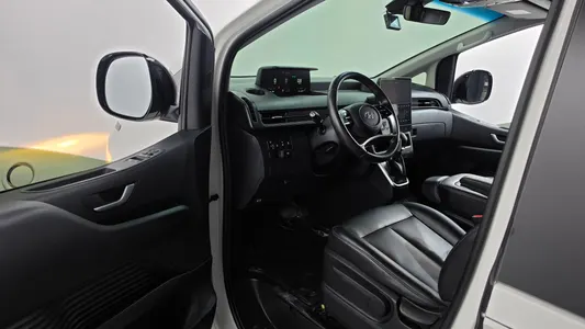 Hyundai Staria 9 2022 10
