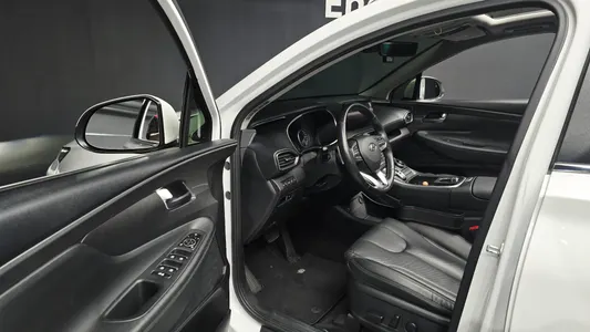 Hyundai 싼타페 HEV 1.6 2WD 2021 10