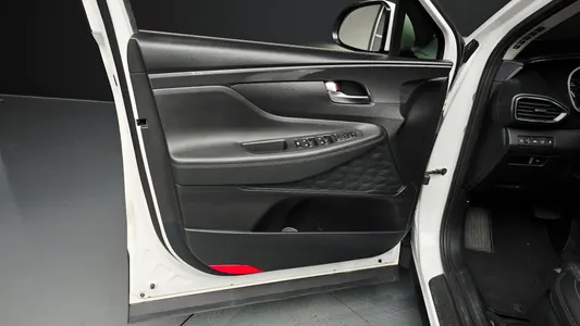 Hyundai 싼타페 HEV 1.6 2WD 2021 24