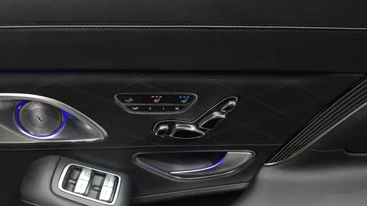 Mercedes-Benz S-Class W222 S560 4MATIC 2018 17