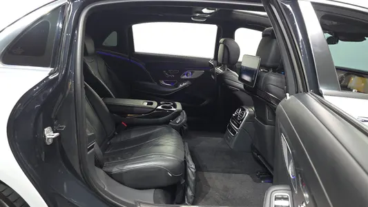 Mercedes-Benz S-Class W222 S560 4MATIC 2018 26