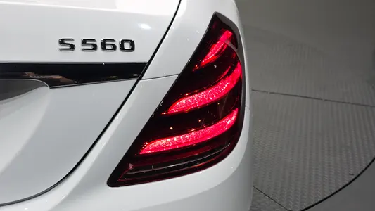 Mercedes-Benz S-Class W222 S560 4MATIC 2018 23