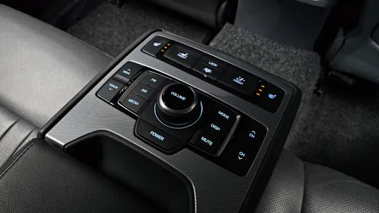 Genesis G80 3.3 GDI AWD 2018 19
